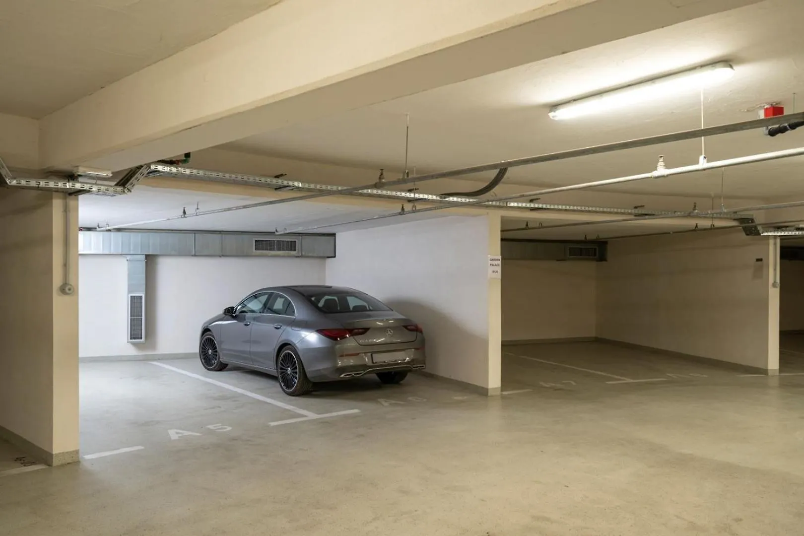 Apartment Garden Palace A125 أوماغ