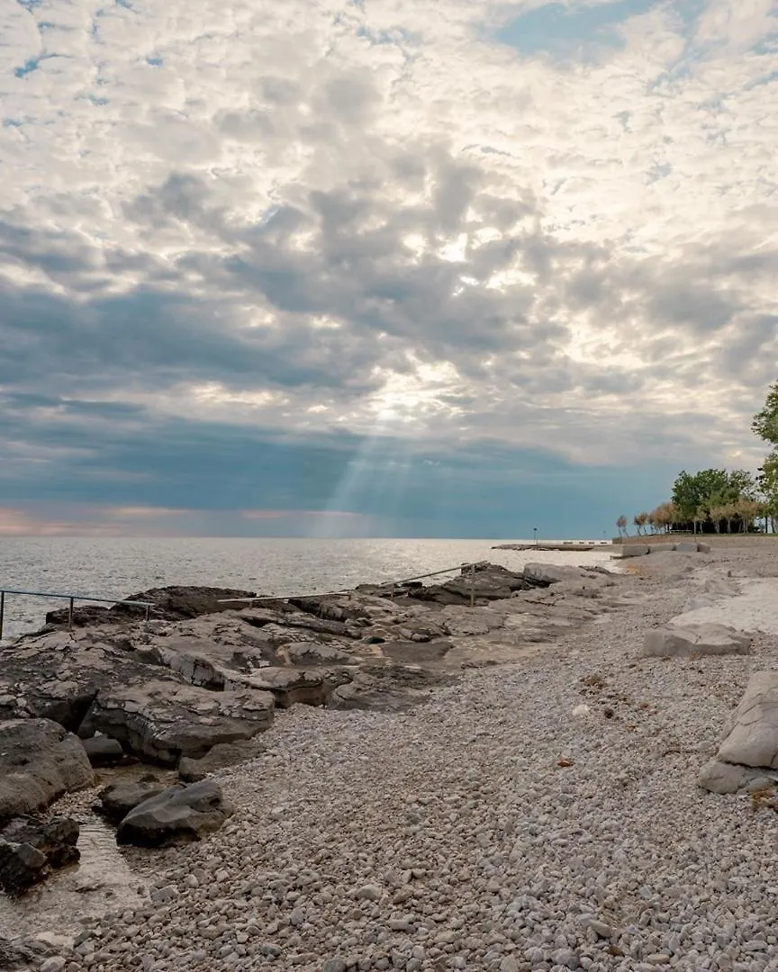 Apartment Garden Palace A125 Umag