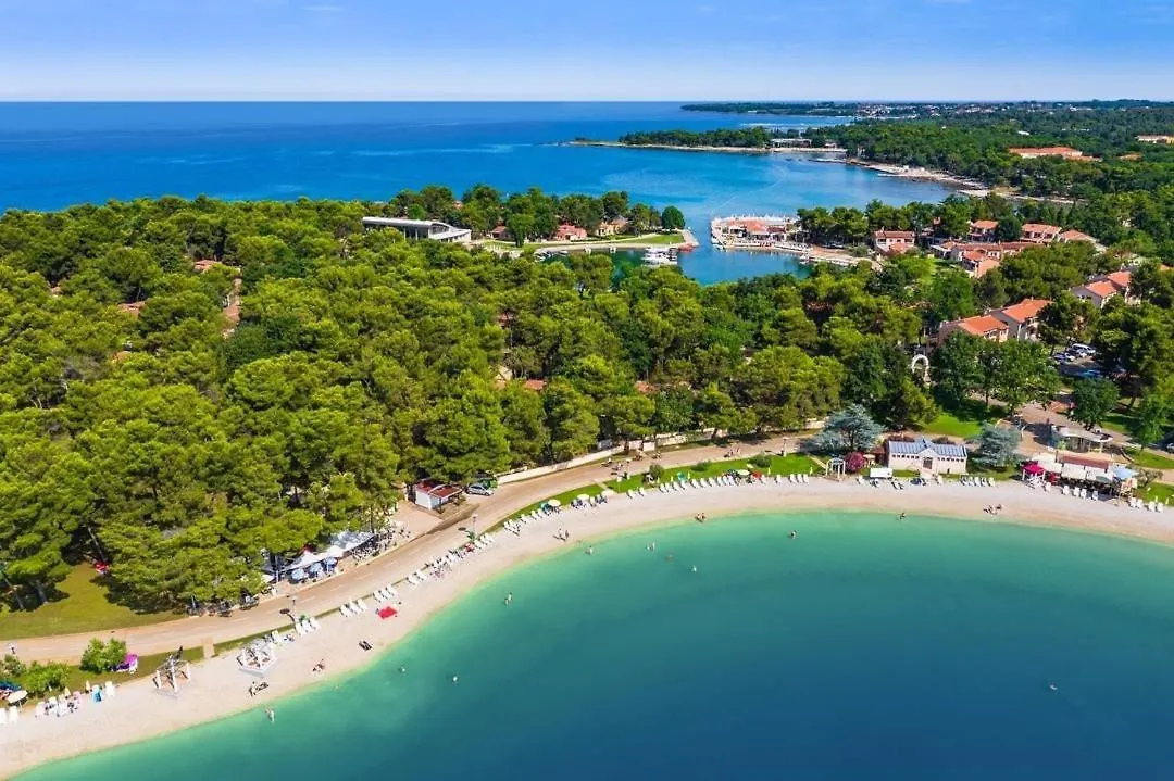 Apartment Garden Palace A125 Umag Croatia